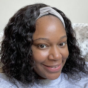 Meet your Posher, Beverly